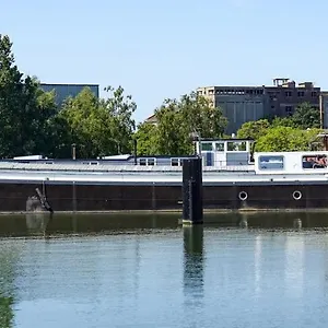 Apartment Bateau Peniche - Euratechnologie, Lille